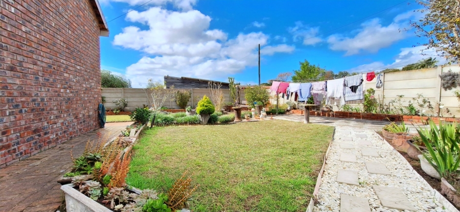 3 Bedroom Property for Sale in Albertinia Western Cape